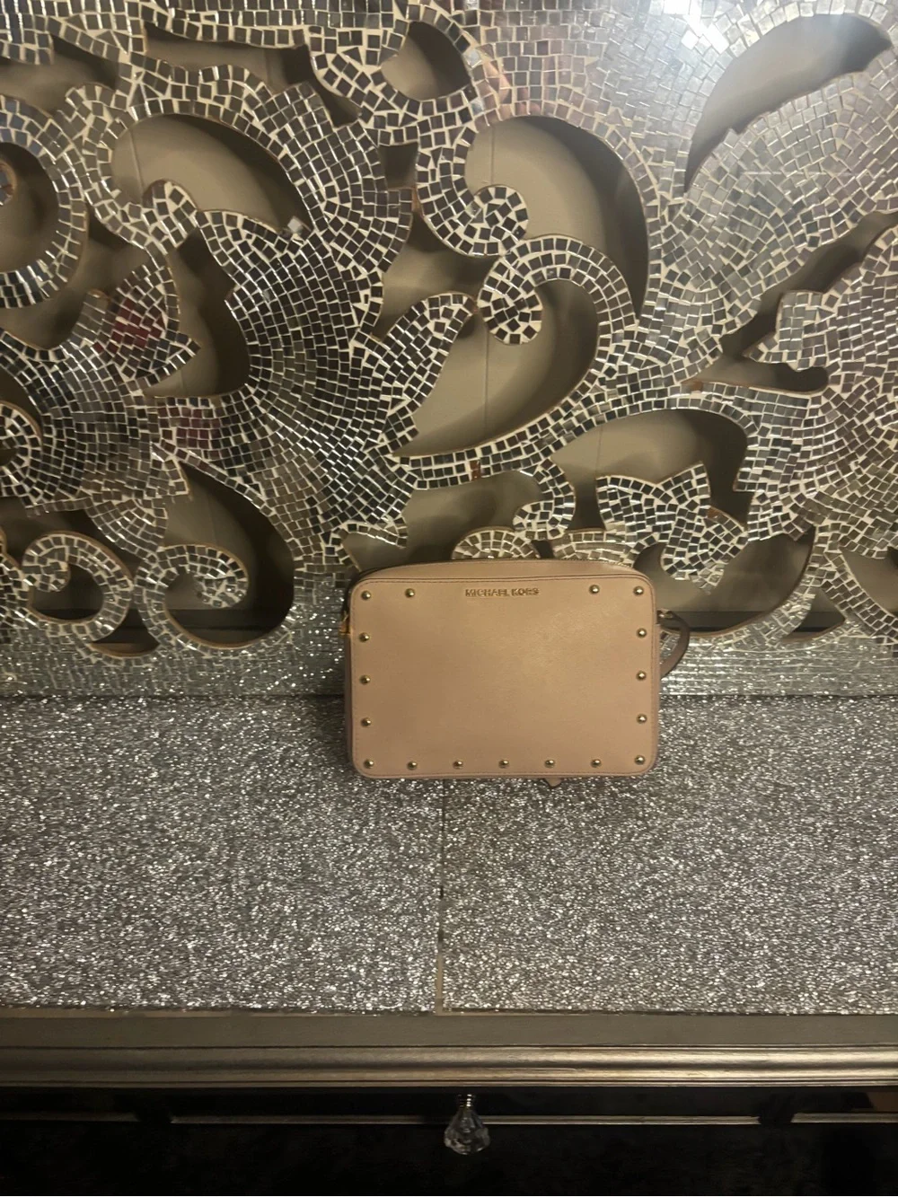 💕Michael Kors Pebbled Leather Studded Crossbody Bag in Light Pink